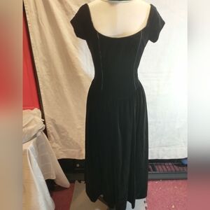 Vintage Laura Ashley Velvet Tea Length Dress Size 6